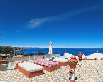 Hostal Piedra Andina - Copacabana - Balkón