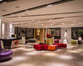 Hotel Hi Chuiyang - Chiayi City - Lobby