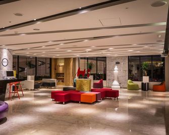 Hotel Hi Chuiyang - Chiayi - Lobby