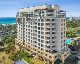 Luau at Sandestin Tower I & II - Miramar Beach - Edificio