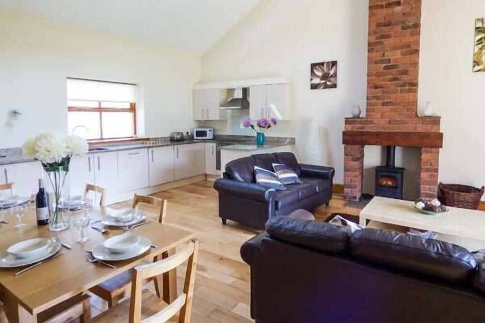Poppy Cottage - Lancaster - Living room
