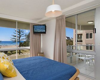 Kooringal Unit 14 - Coolangatta - Bedroom