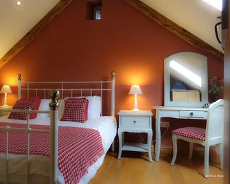 Rhiwddu Barns - Brecon Beacons National Park - Llangadog