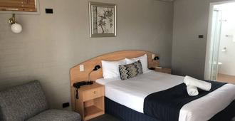 Best Western Coachman's Inn Motel - Bathurst - Schlafzimmer