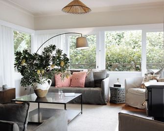 Bannisters Beach House - Mollymook - Obývací pokoj