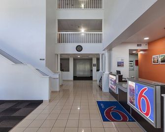Motel 6-Bedford, Tx - Fort Worth - Bedford - Recepción
