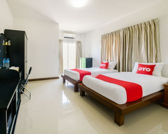 OYO 350 Mae Saeng Place - Si Racha