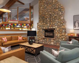 Evergreen Lodge at Vail - Vail - Living room