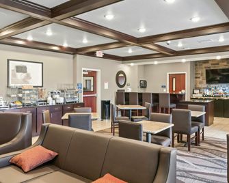 Cobblestone Inn & Suites - Julesburg - Julesburg - Lounge