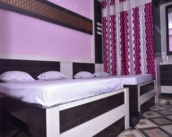 Hotel Ganga Palace - Deoghar - Slaapkamer
