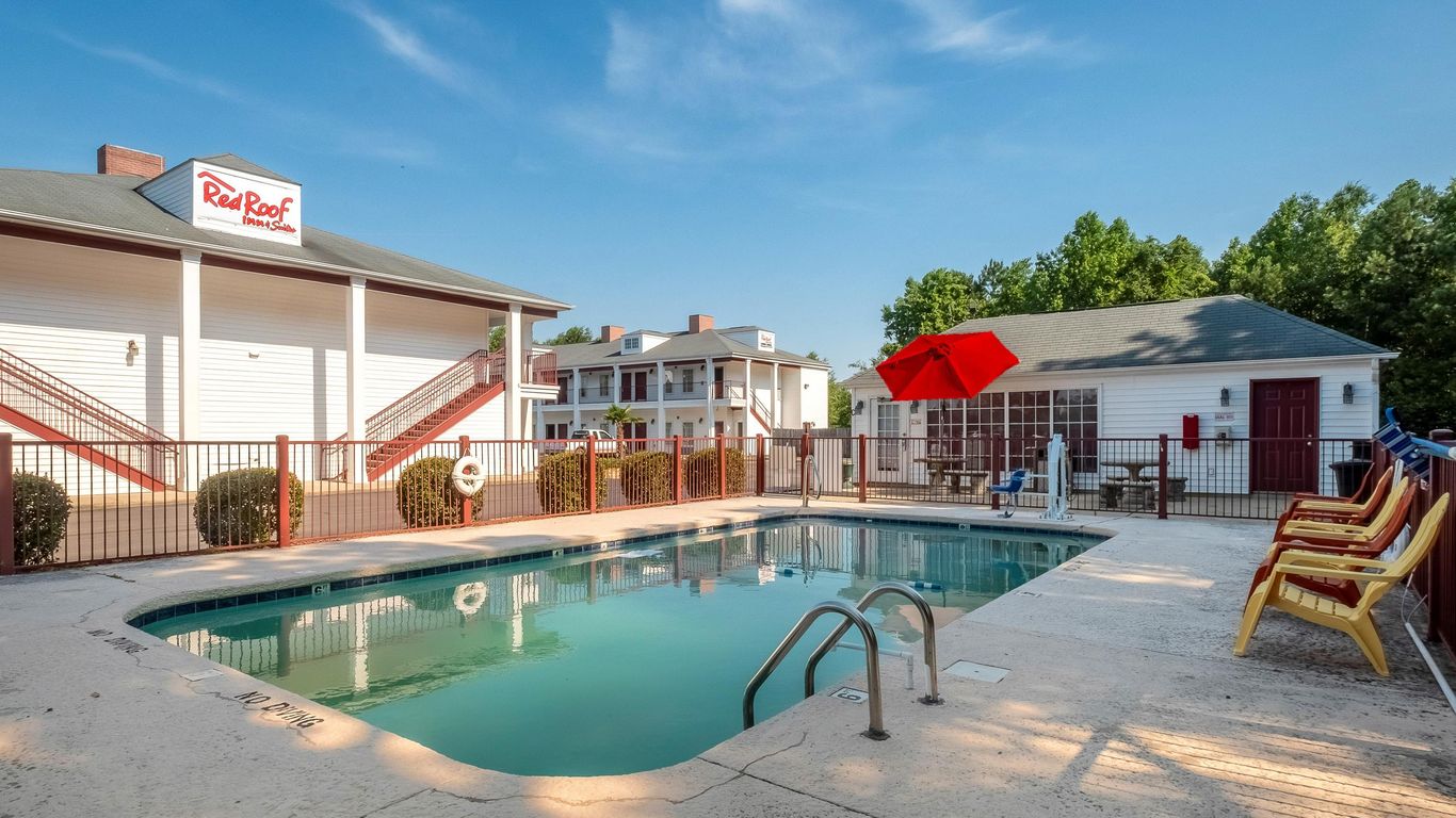 Red Roof Inn & Suites Wilson