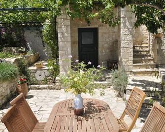 Adamantia Hotel - Gaios - Patio