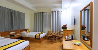 Glorious Monywa Hotel - Monywa - Bedroom