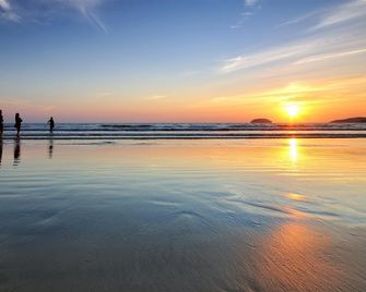 Seapark Condotel Hotel - Kota Kinabalu - Beach