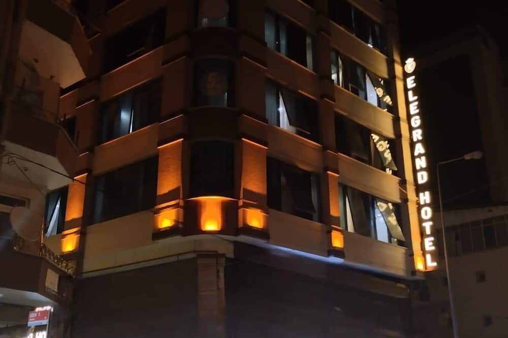 إليجراند هوتل - فان - مبنى