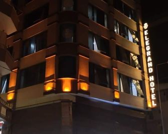 Elegrand Hotel - Van - Gebäude