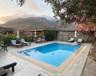 Montenegro Motel - Fethiye - Pool