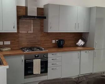 Seaside Escape Chalet in Leysdown-on-Sea - Sheerness - Kuchyň