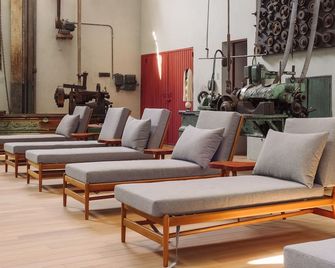 Hotel Hercules - La Canada - 客廳