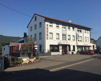 Hosser's Hotel Restaurant - Idar-Oberstein - Edifício