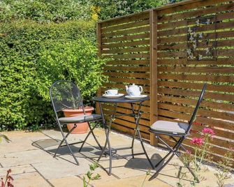 1 bedroom accommodation in Bidford-on-Avon, near Alcester - Alcester - Patio