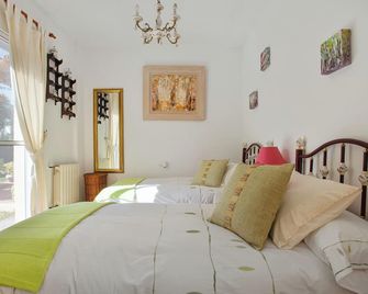 Charming villa in Sanlúcar de Barrameda with private pool - 桑盧卡爾-德巴拉梅達 - 臥室