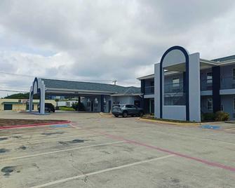 Heights Inn by Townhouse Harker Heights, TX - הארקר הייטס - בניין