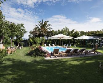 Villa Mirella Beach - Marina Palmense - Piscina
