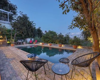 A-lister by Avantstay Hollywood Hills Luxe Group Escape w/ Pool - Λος Άντζελες - Πισίνα