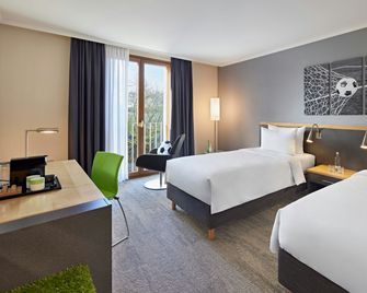 The Curve Hotel Bayarena Leverkusen - Леверкузен - Спальня
