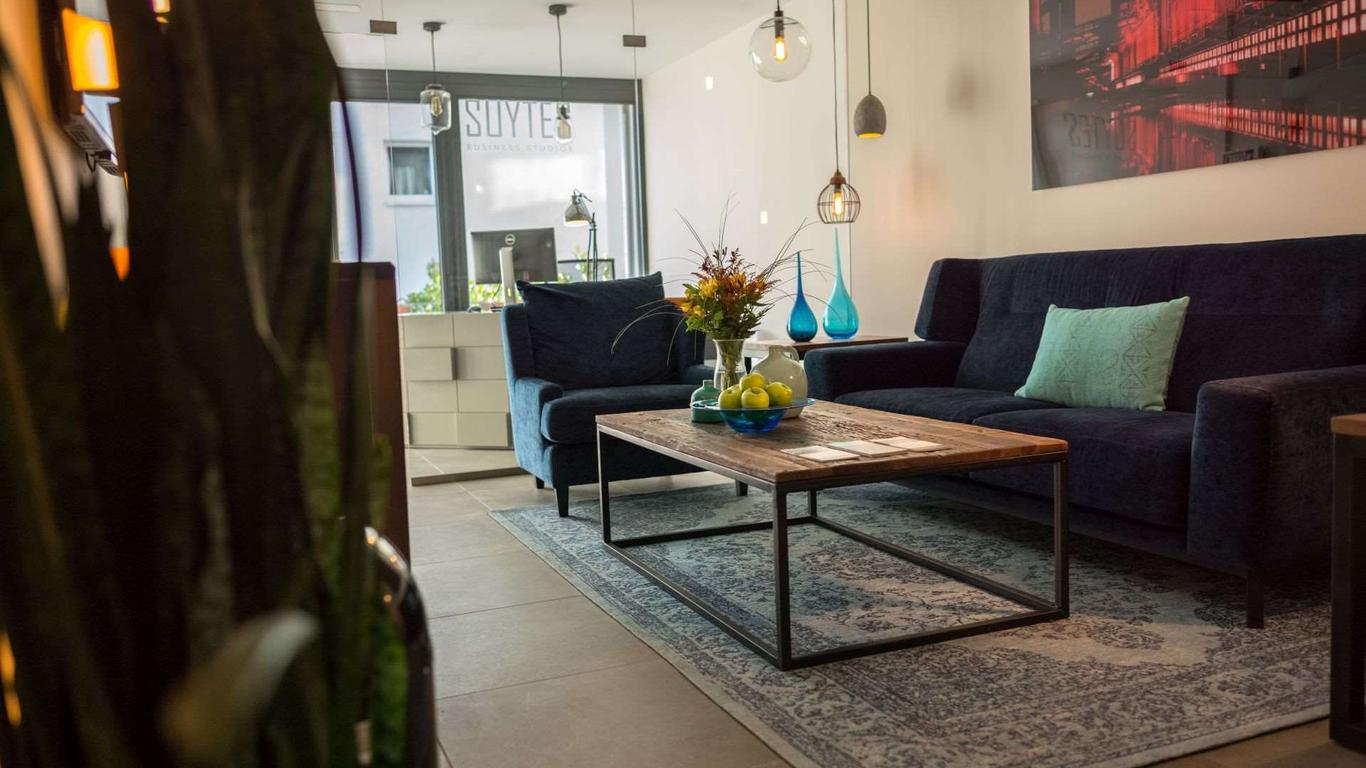 سويتس بزنس ستوديوز