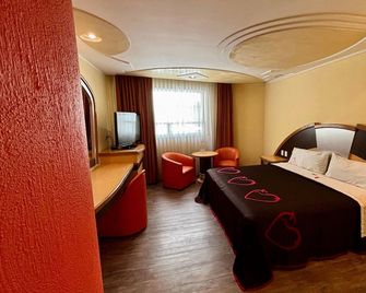 Hot Plaza Camarones - Love Hotel - Solo Adultos - Mexico City