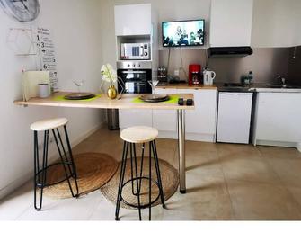 Studio neuf Paris La Défense Metro 15 Rueil - Suresnes - Mont Valerien - Rueil-Malmaison - Küche
