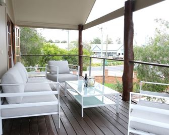 Sea Esta - town & beach on your doorstep - Dunsborough - Balcone
