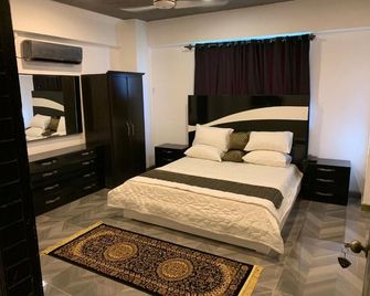 The Nights Inn - Rawalpindi - Bedroom