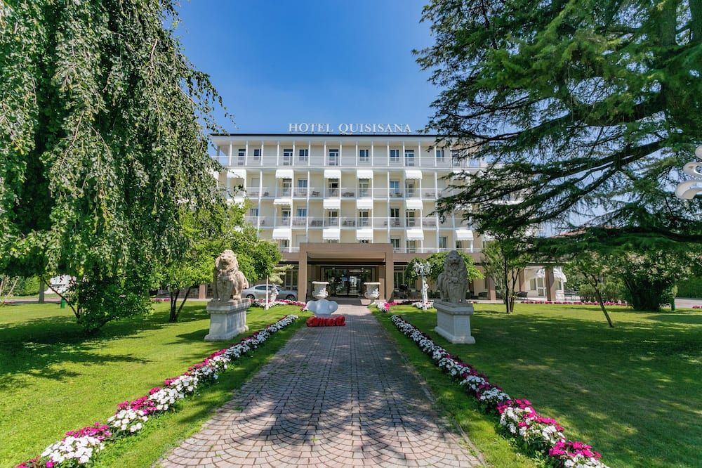 هوتل كويزيزانا