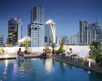 Best Comfort Residential Hotel - Bangkok - Pool