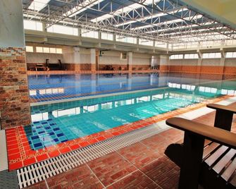 AC Sport Village - Bangkok - Pool