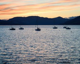 Keek Oot at 73 - Gourock - Beach