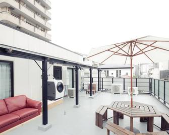 Hakata Minoshima Hostel Futagi - Fukuoka - Balcón