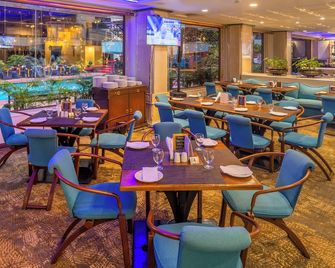 Hotel Kohinoor Continental, Airport - Mumbai - Restaurant