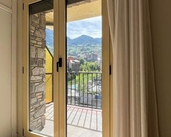Hotel Pere D'Urg 3000 - Encamp - Balcón