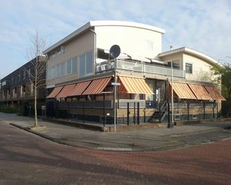 Hotel Holland Lodge - Utrecht - Gebäude