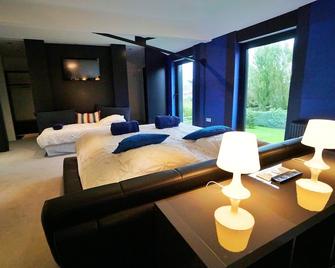 Loft D'architecte 15 Pers Spa Billard Privatifs - Arques - Chambre