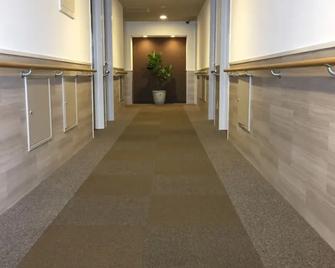 Hotel Oxio - Okayama - Hallway