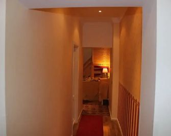 Vila Flavia B&B - Constanza - Pasillo