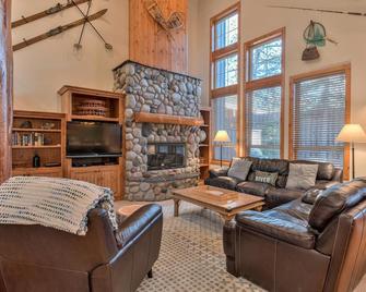 Aquila Lodge - Unit 5 - Sunriver - Sala de estar