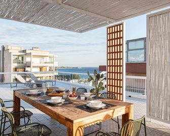 Sea View Beach Penthouse - Athens Coast - Álimos - Balcony