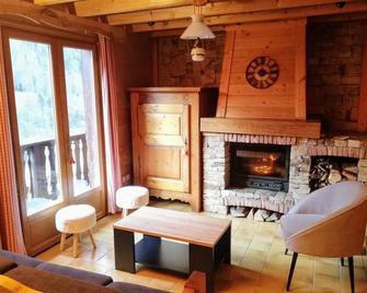 Chalet Paolina proche le Grand Bornand et la Clusaz - Thorens-Glières - Salon