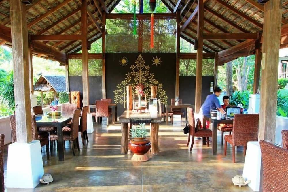 بان راي لانا ريزورت